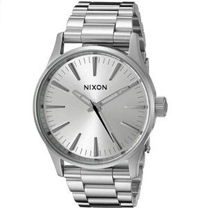 Like New Nixon Sentry 38 SS Analog Watch